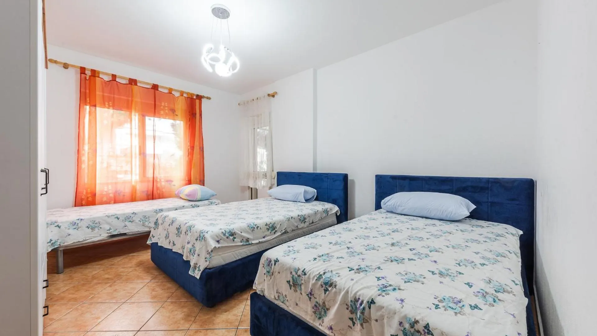 Beach Apartment Durrës Albánia